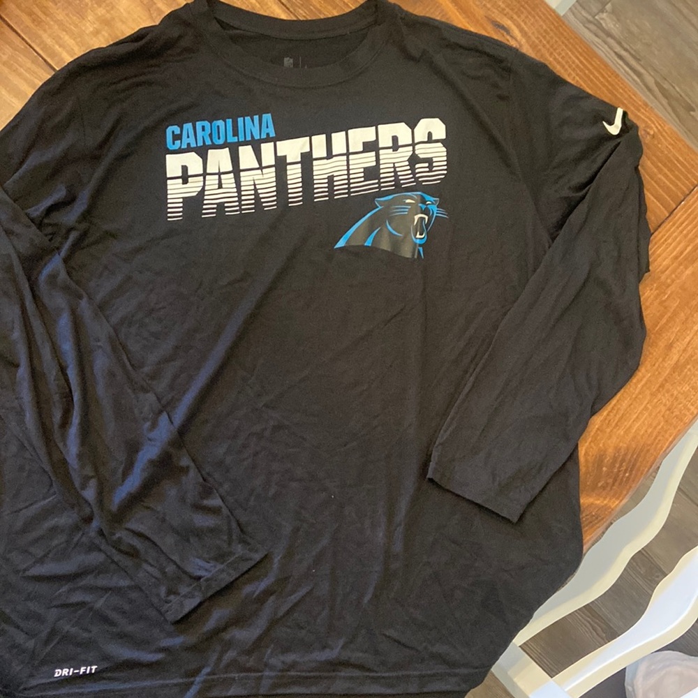 Nike Black and Blue Long Sleeve Tee
